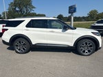 2027 Ford Explorer 4DR 4WD PLTNM
