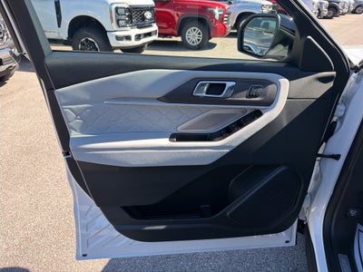 2027 Ford Explorer Platinum™