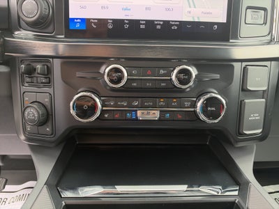 2027 Ford F-250 F-250® Lariat®