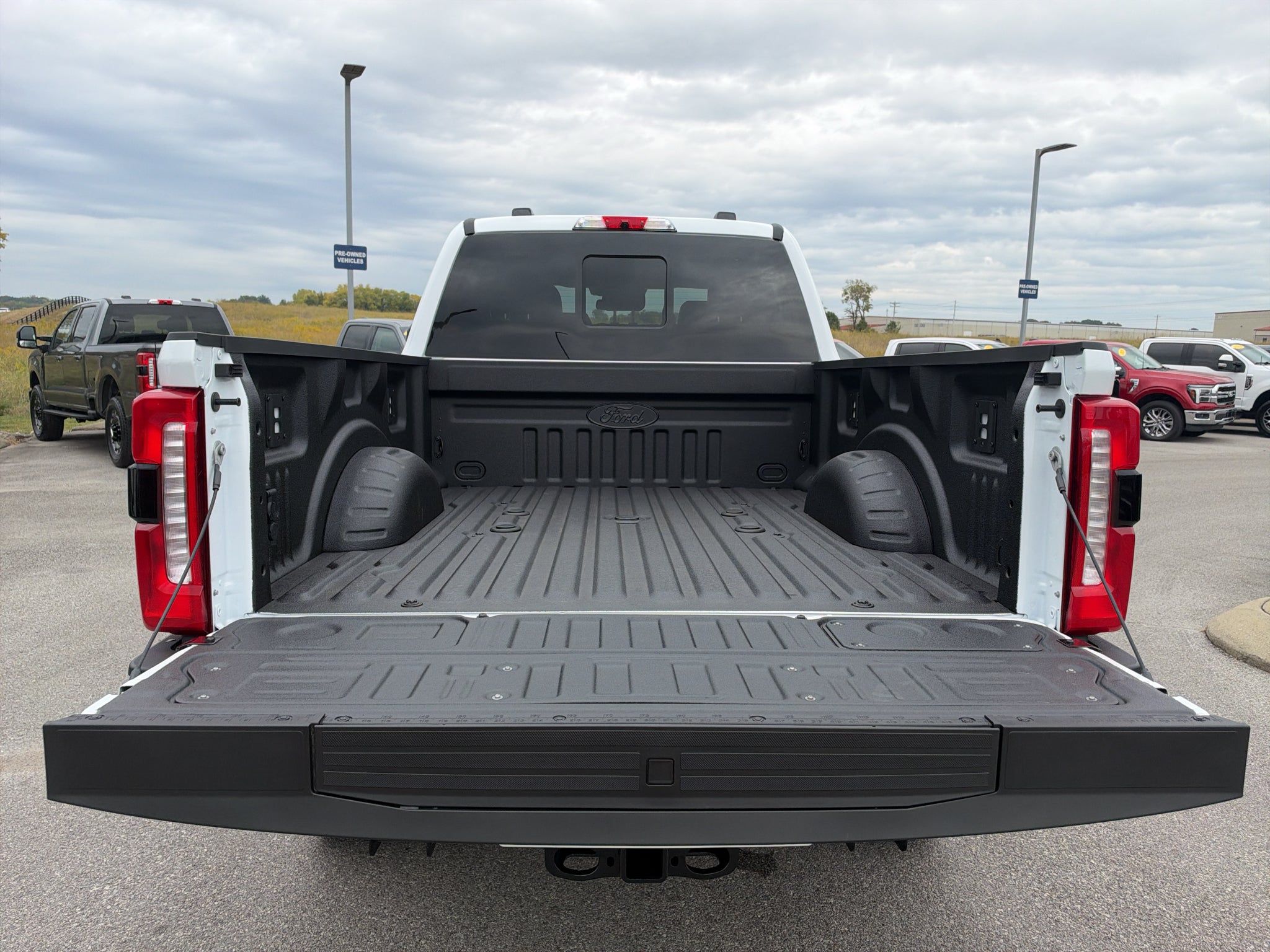 2027 Ford F-250 F-250® Lariat®