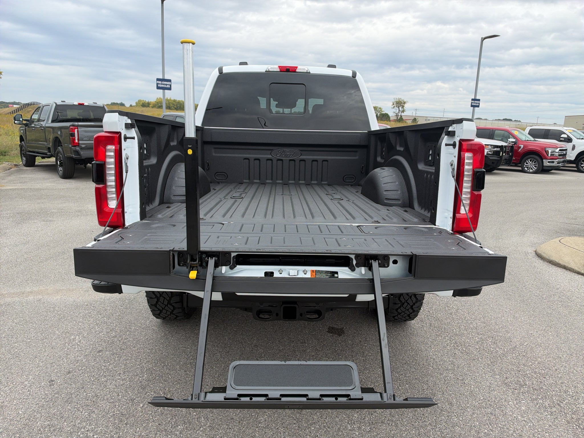 2027 Ford F-250 F-250® Lariat®
