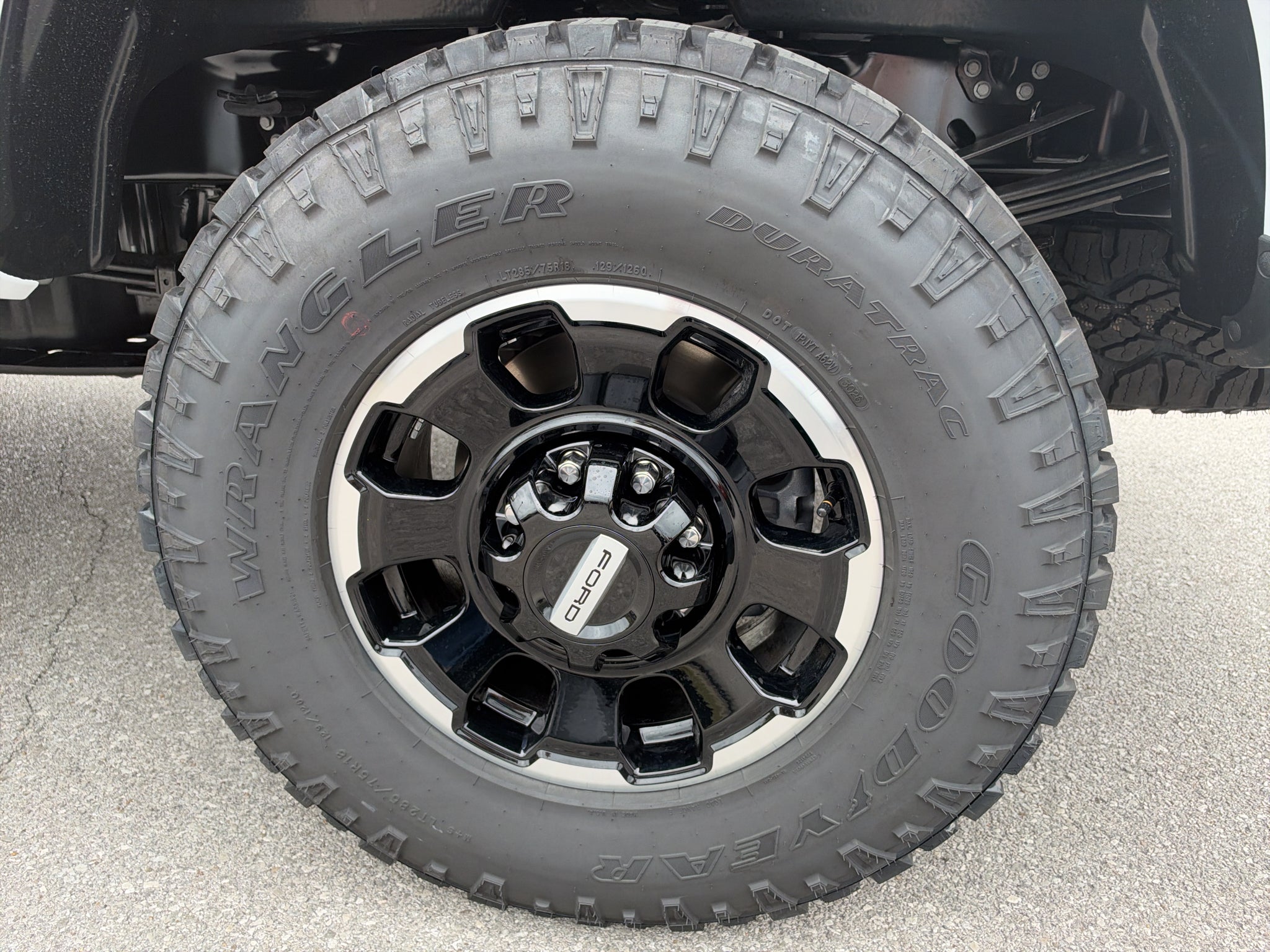 2027 Ford F-250 F-250® Lariat®