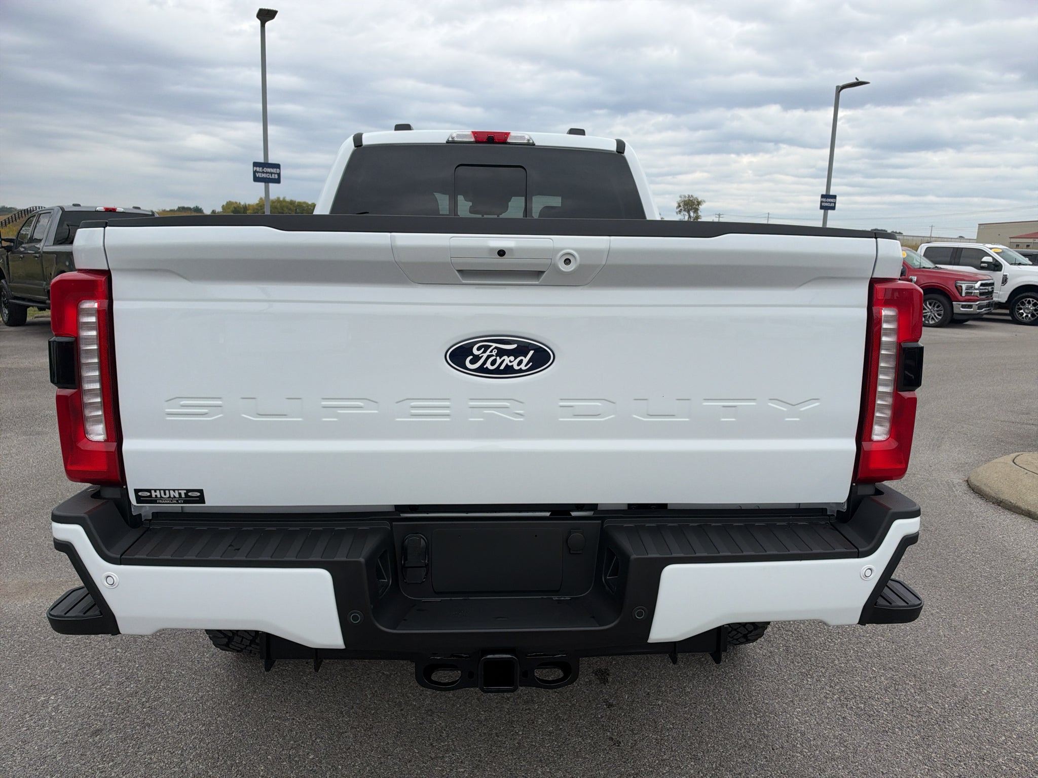 2027 Ford F-250 F-250® Lariat®