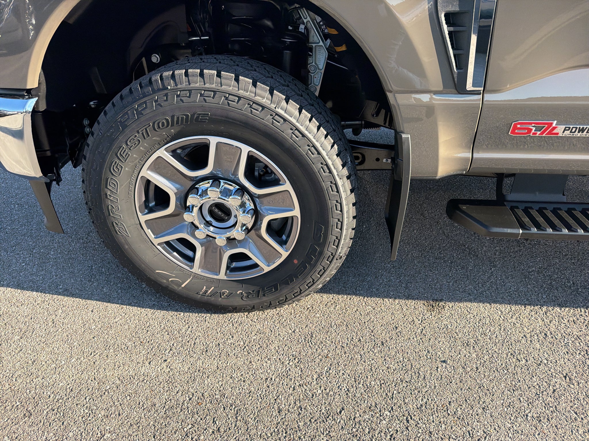 2027 Ford F-250 F-250® Lariat®