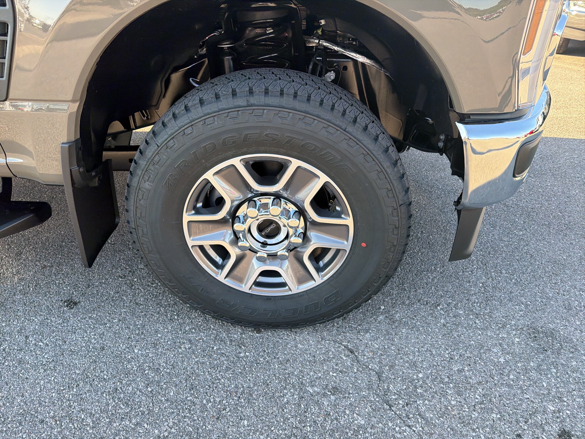 2027 Ford F-250 F-250® Lariat®