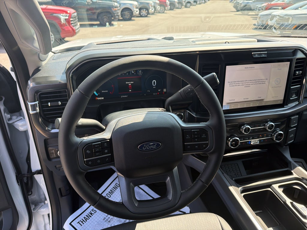 2027 Ford F-250 F-250® Lariat®