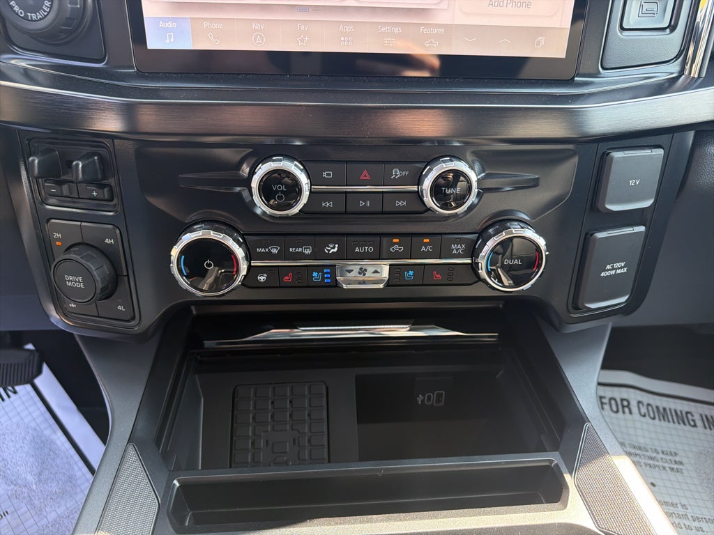 2027 Ford F-250 F-250® Lariat®