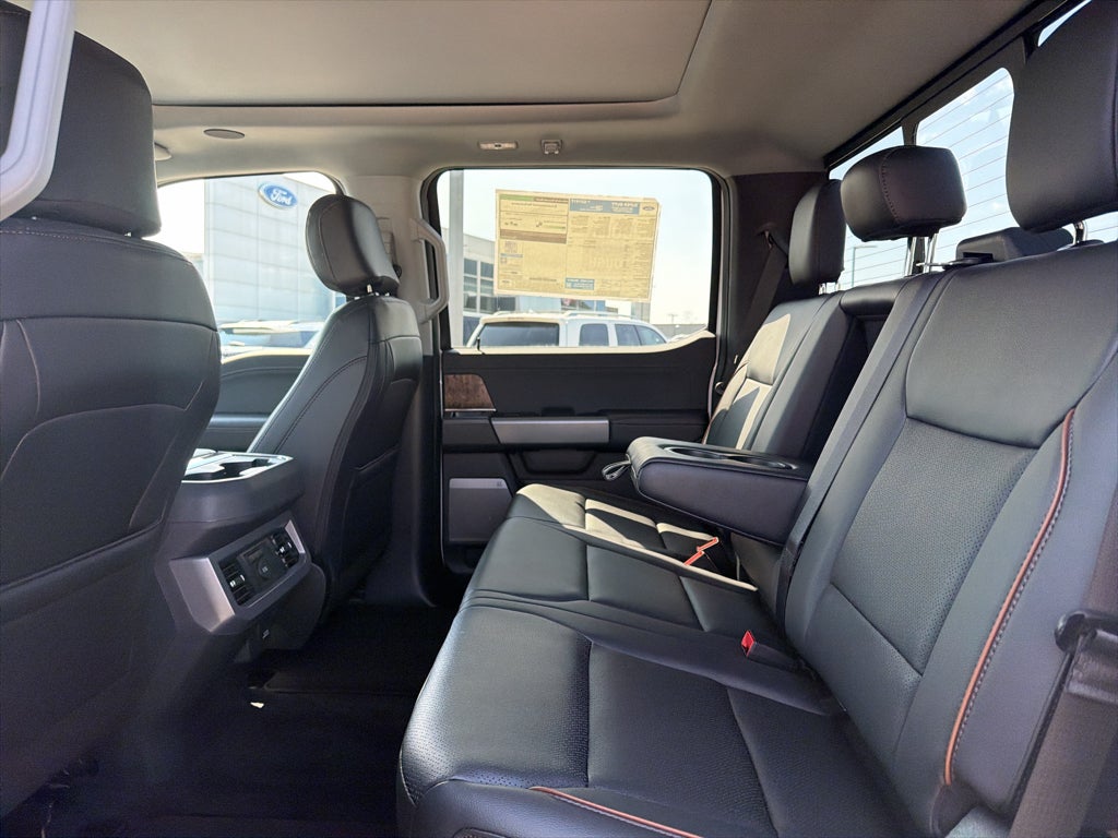 2027 Ford F-250 F-250® Lariat®