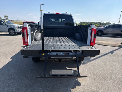 2027 Ford F-250 F-250® Lariat®