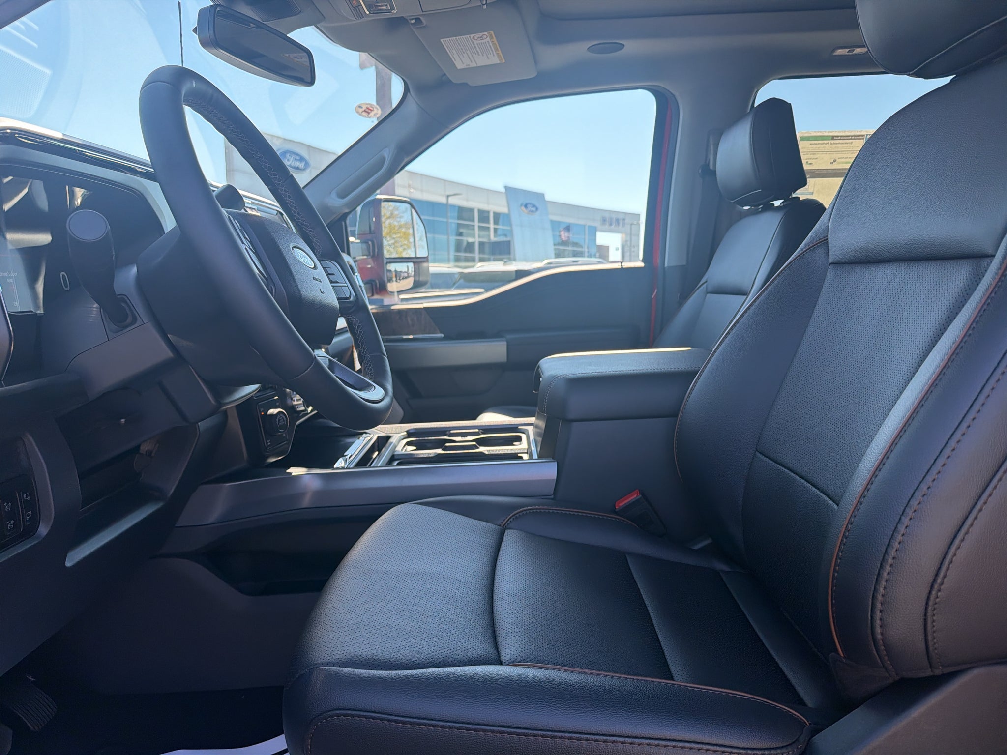 2027 Ford F-250 F-250® Lariat®