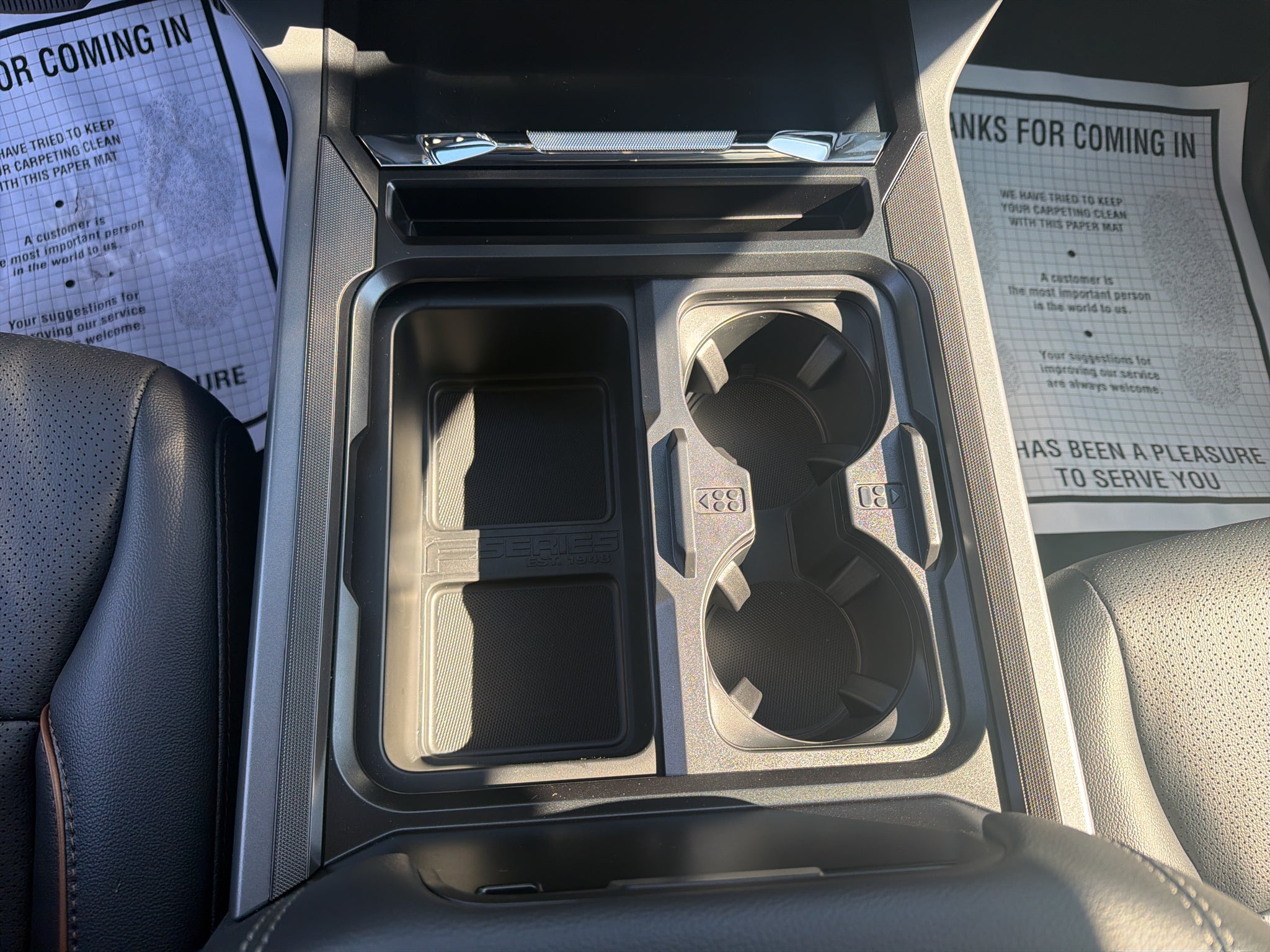2027 Ford F-250 F-250® Lariat®