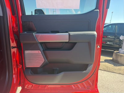 2027 Ford F-250 F-250® Lariat®