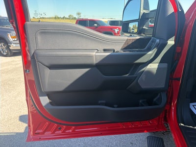 2027 Ford F-250 F-250® Lariat®