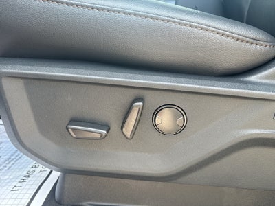 2027 Ford F-250 F-250® Lariat®