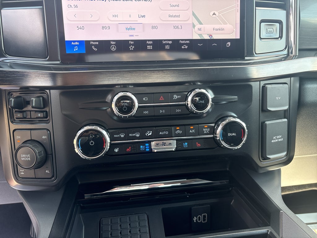 2027 Ford F-250 F-250® Lariat®