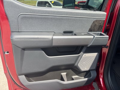 2027 Ford F-250 F-250® Lariat®