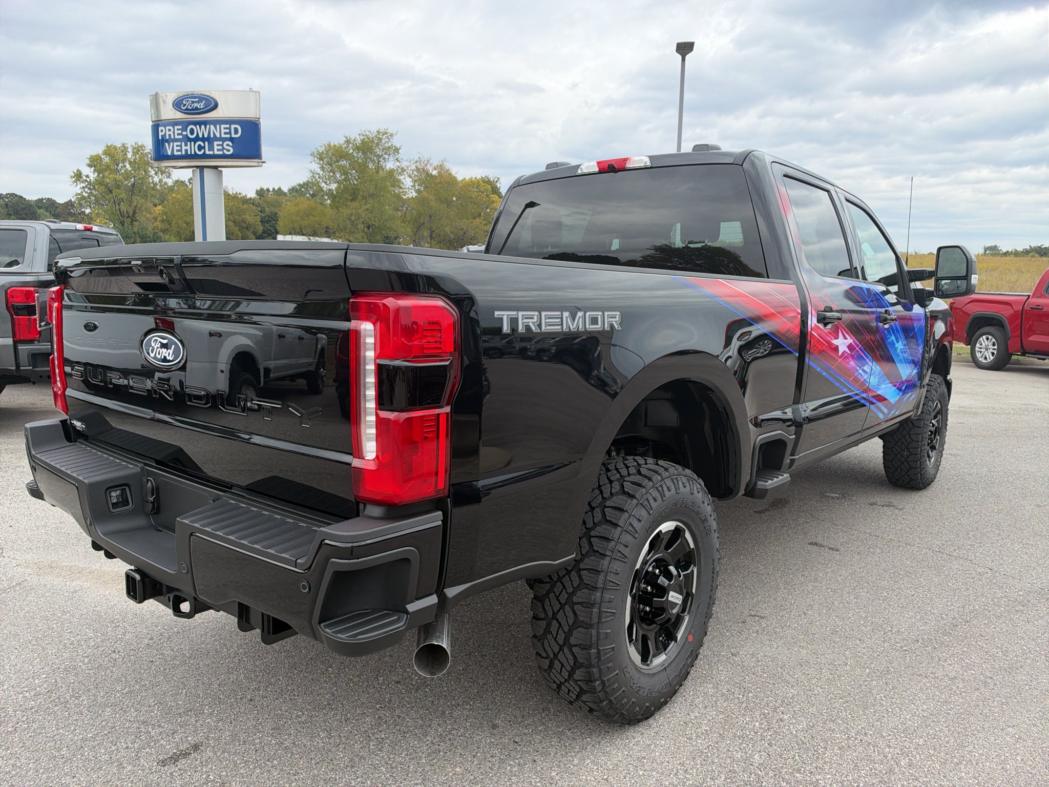 2027 Ford F-250 F-250® Lariat®