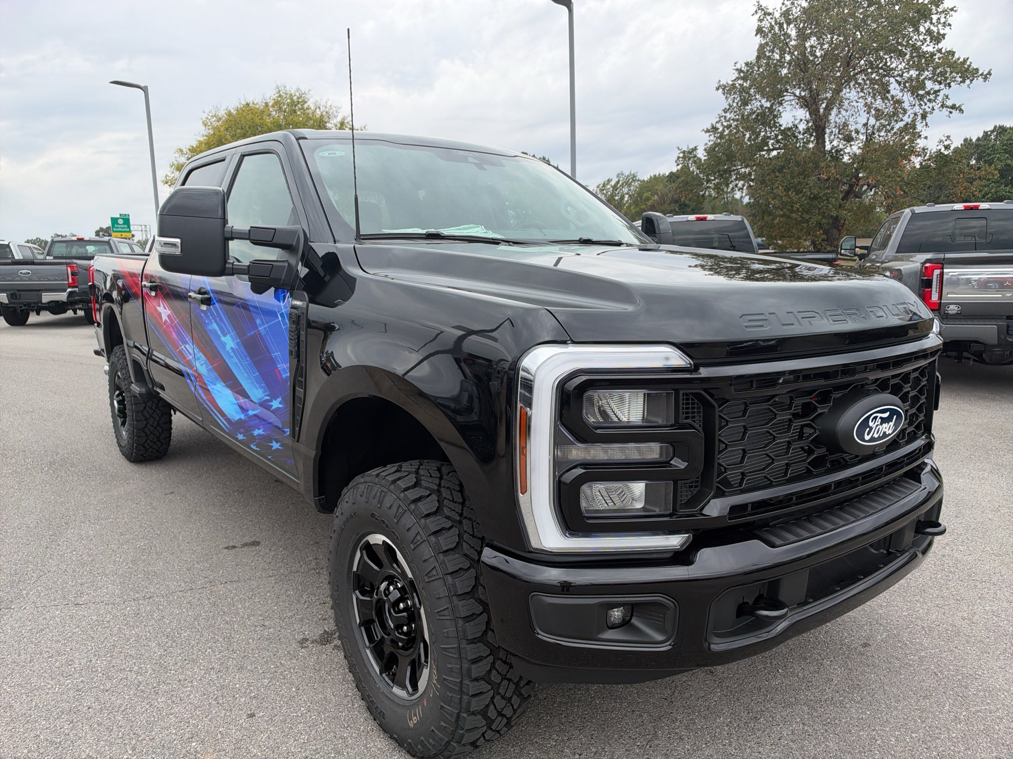 2027 Ford F-250 F-250® Lariat®