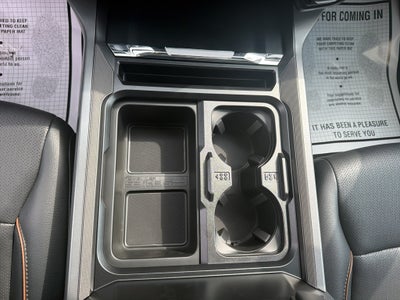 2027 Ford F-250 F-250® Lariat®