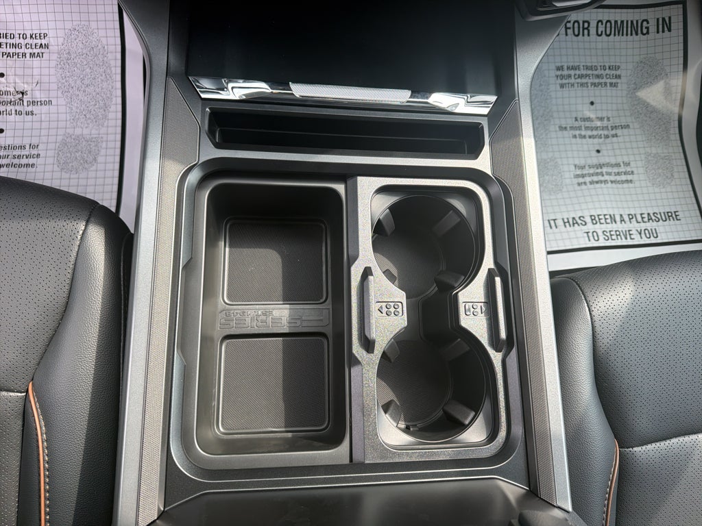 2027 Ford F-250 F-250® Lariat®