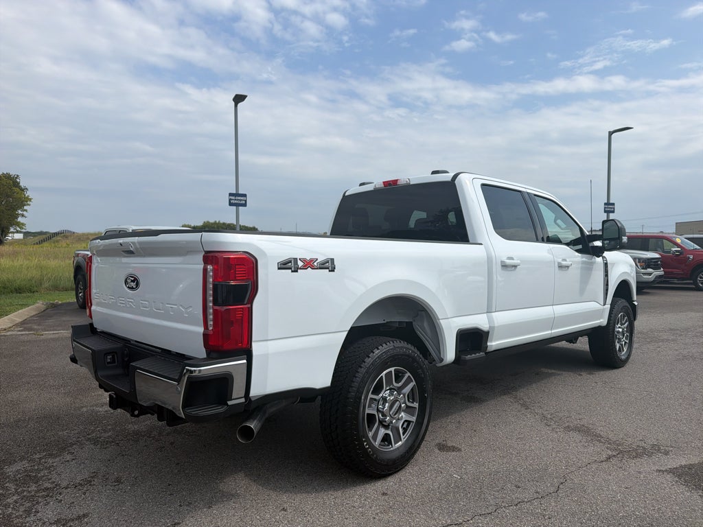 2027 Ford F-250 F-250® Lariat®