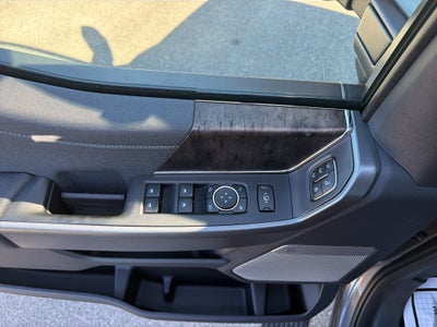 2027 Ford F-250 LARIAT