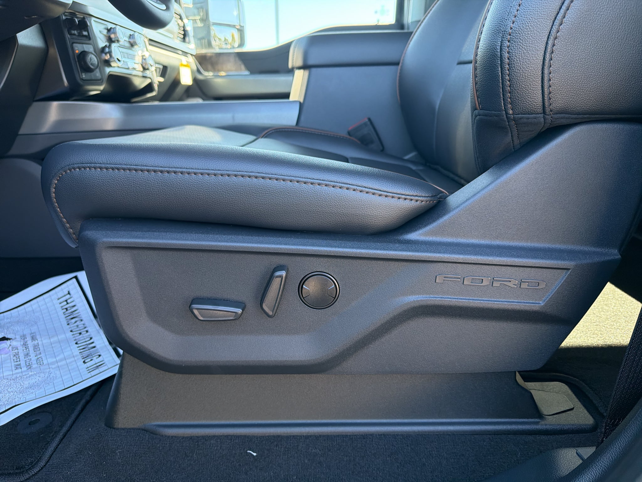 2027 Ford F-250 LARIAT