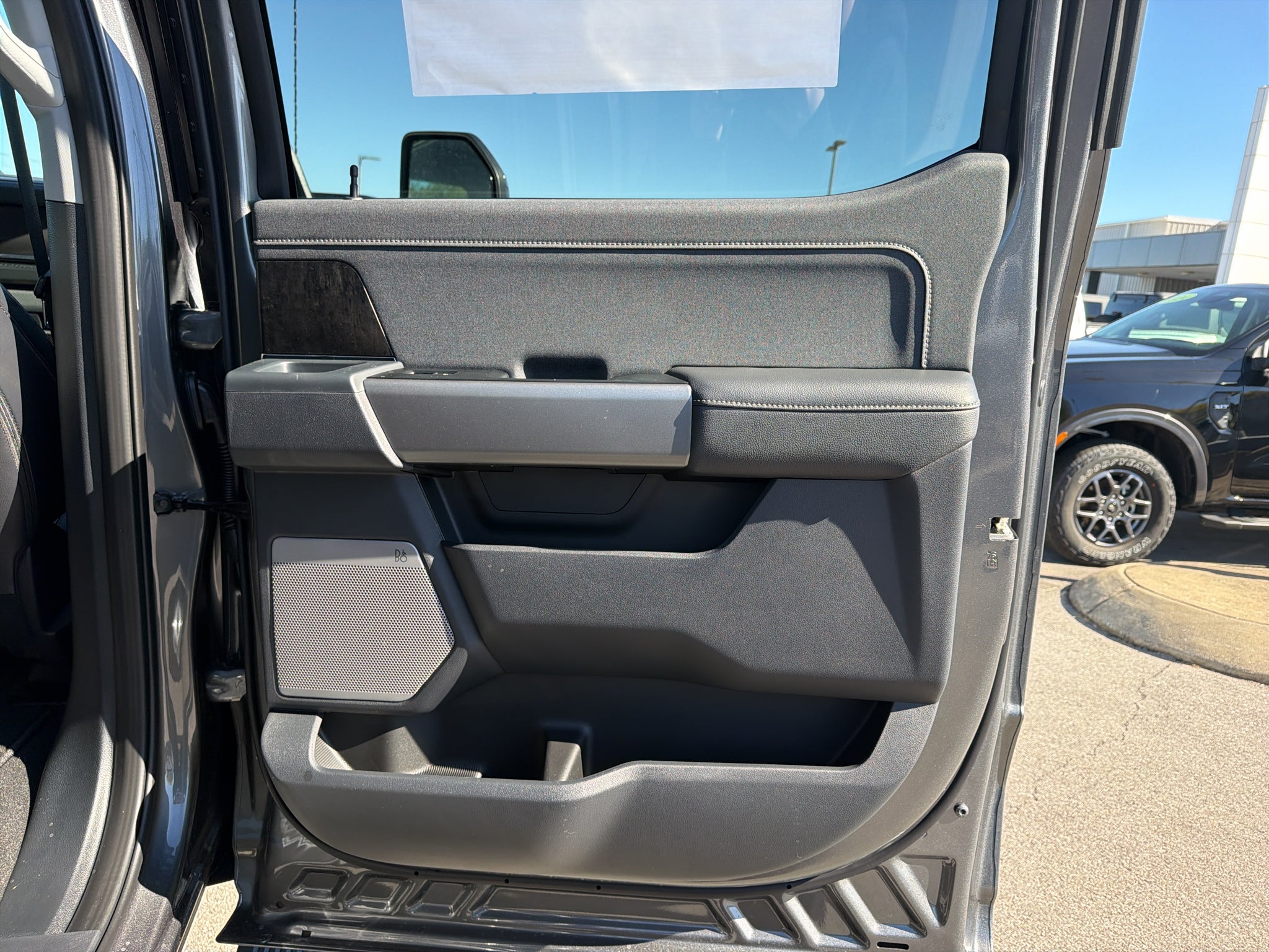 2027 Ford F-250 LARIAT