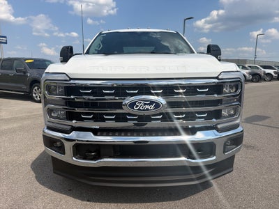 2027 Ford F-250 F-250® Lariat®
