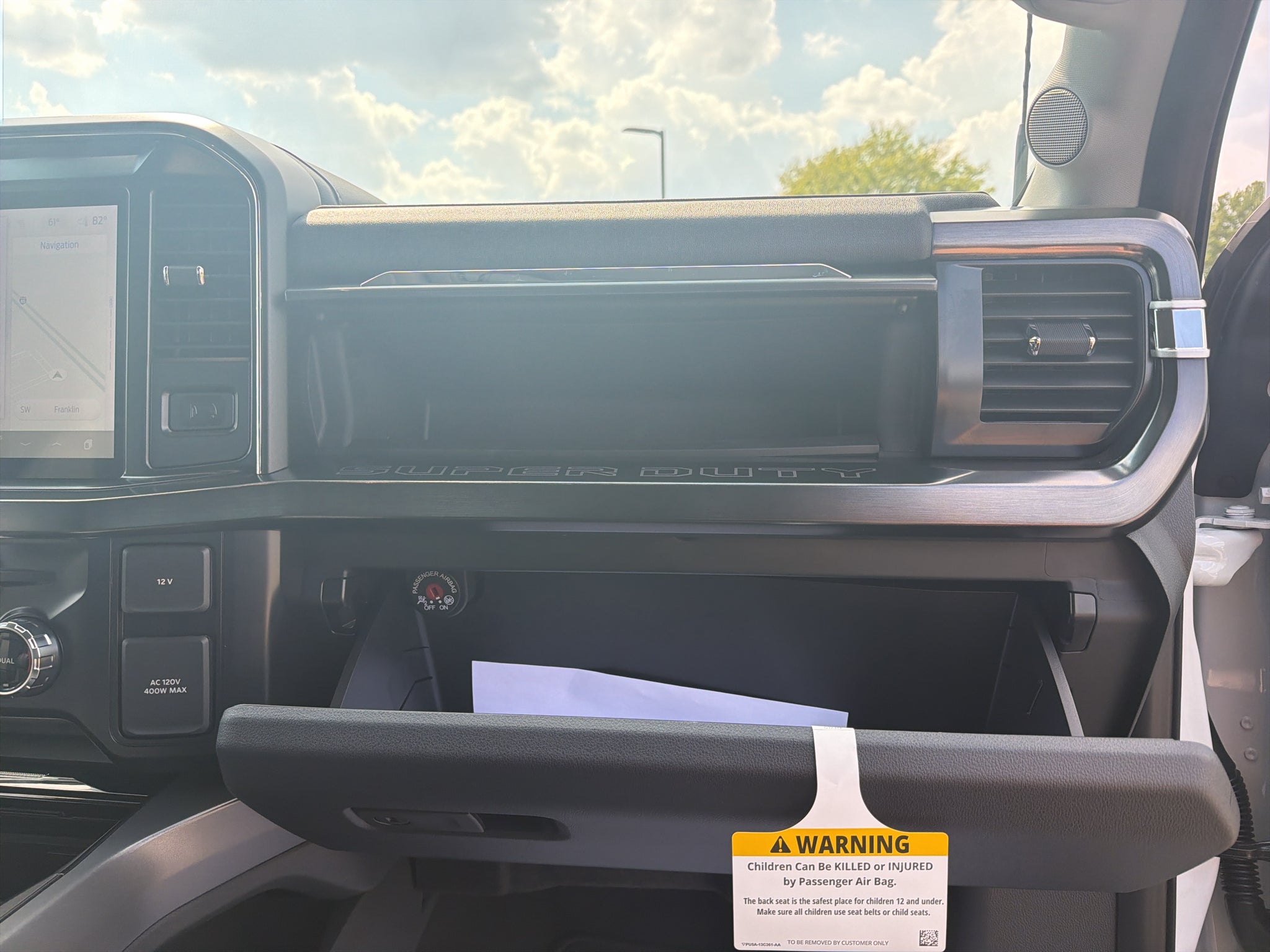 2027 Ford F-250 F-250® Lariat®