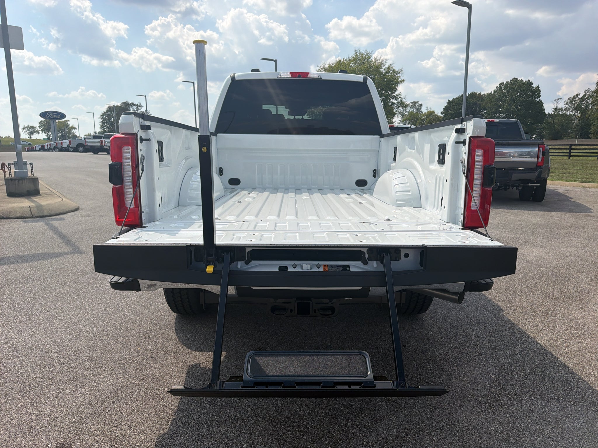 2027 Ford F-250 F-250® Lariat®
