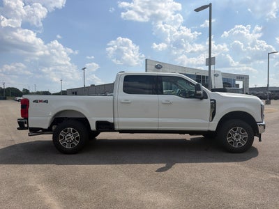 2027 Ford F-250 F-250® Lariat®