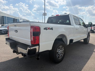 2027 Ford F-250 F-250® Lariat®