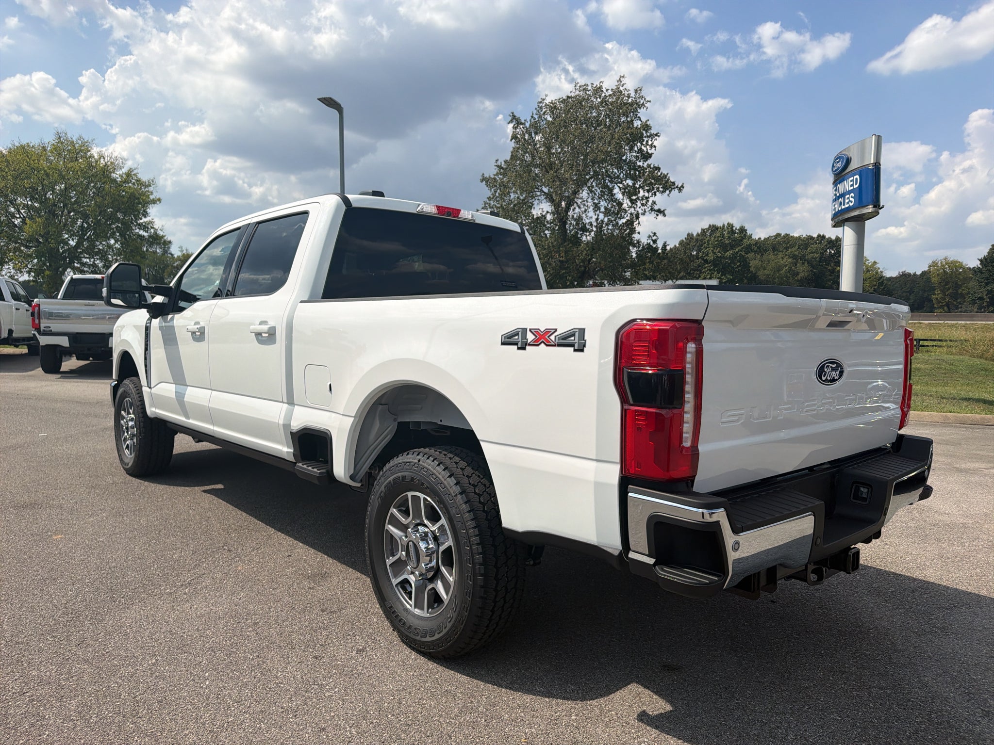 2027 Ford F-250 F-250® Lariat®