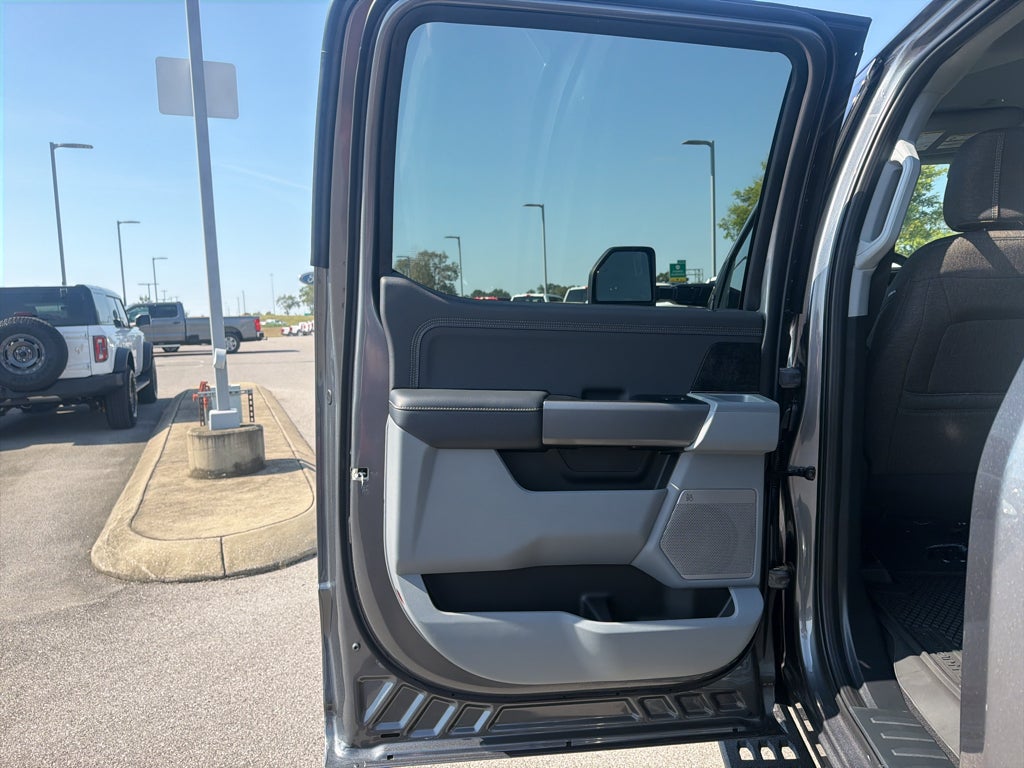 2027 Ford F-250 F-250® XLT