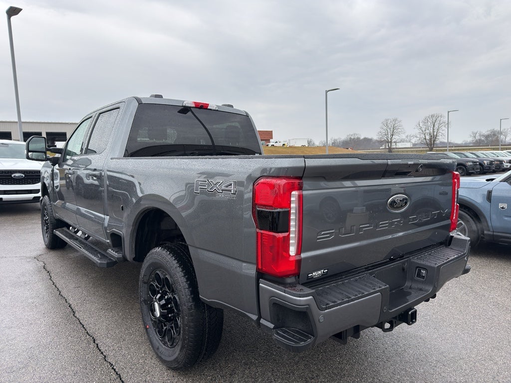 2026 Ford F-350 F-350® Lariat®