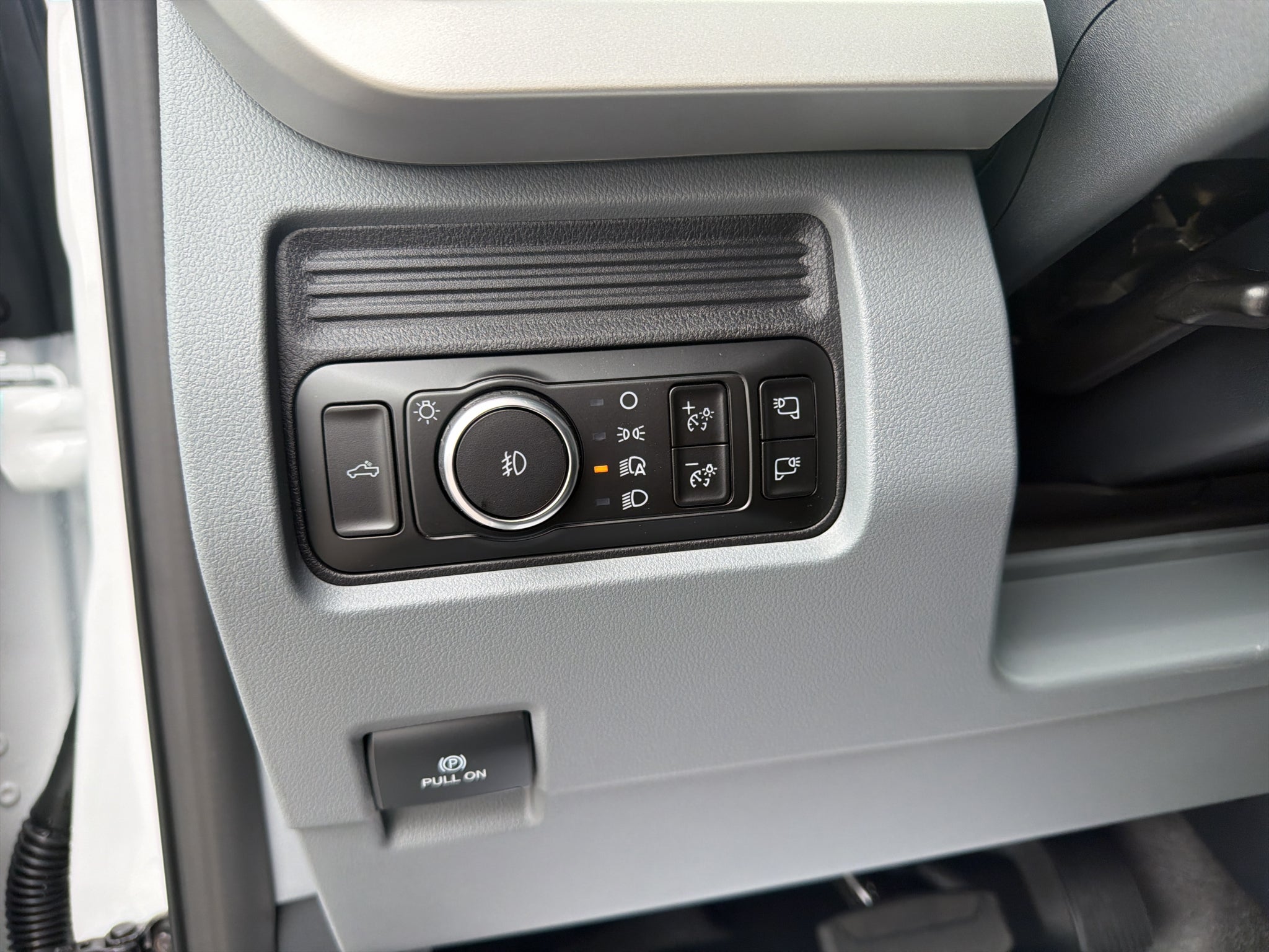 2027 Ford F-350 F-350® XLT