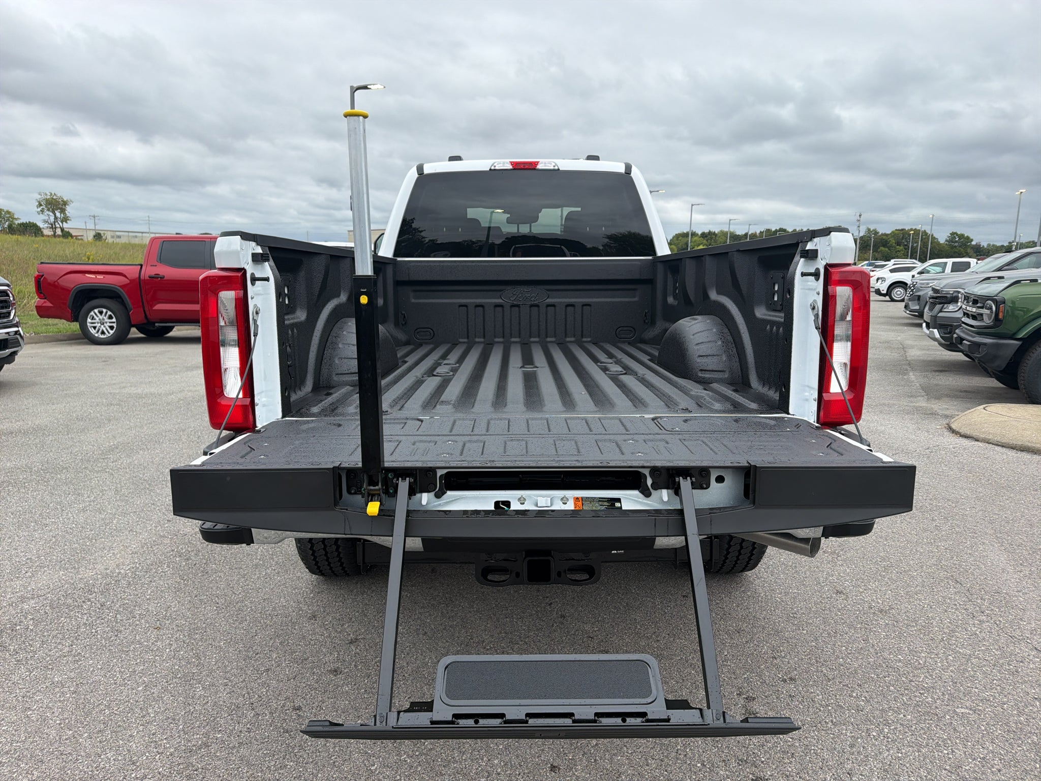 2027 Ford F-350 F-350® XLT