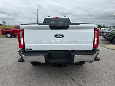 2027 Ford F-350 F-350® XLT