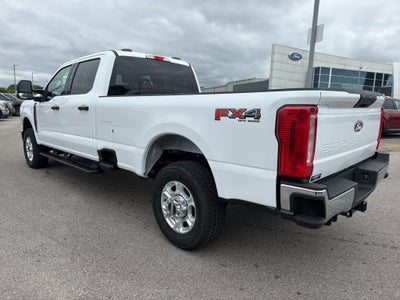 2027 Ford F-350 F-350® XLT