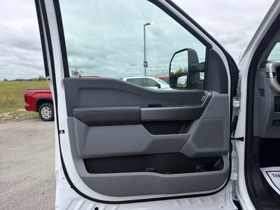 2027 Ford F-350 F-350® XLT