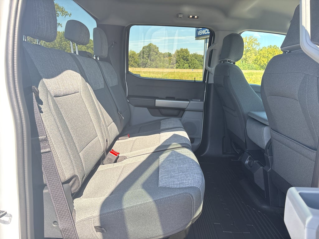 2027 Ford F-350 F-350® XLT