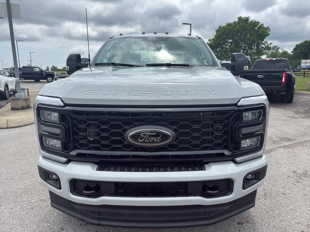 2026 Ford F-350 F-350® Lariat®