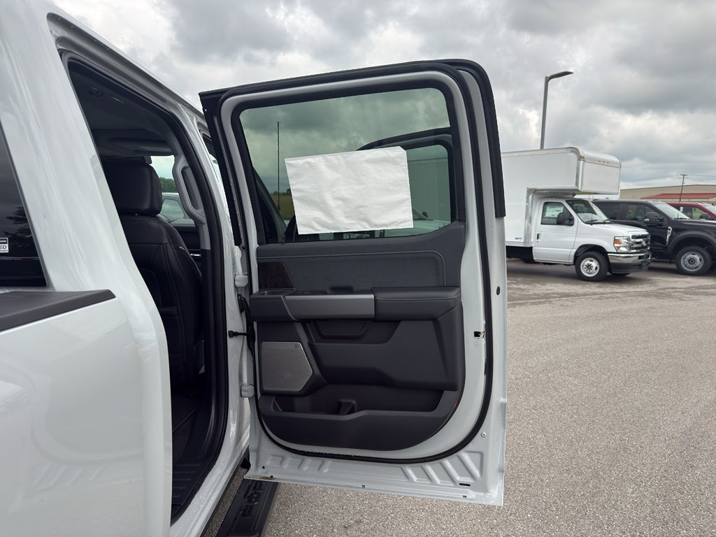 2026 Ford F-350 F-350® Lariat®