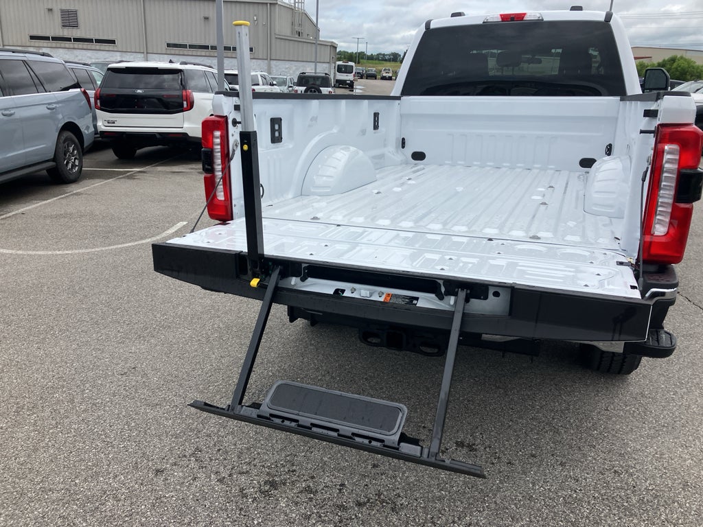 2026 Ford F-350 XLT