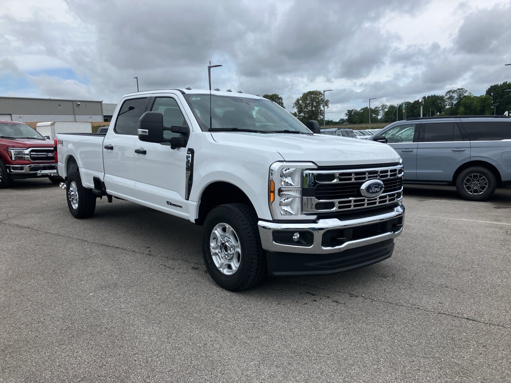 2026 Ford F-350 XLT