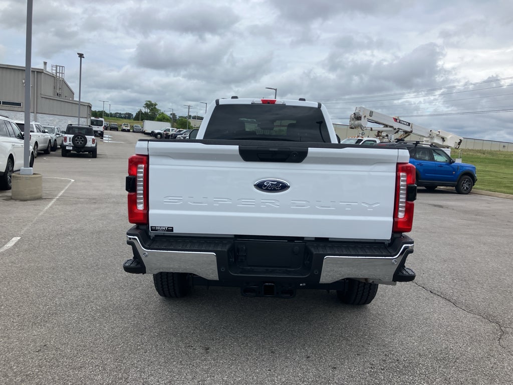 2026 Ford F-350 XLT