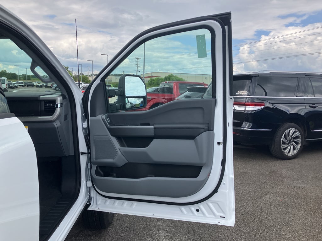 2026 Ford F-350 F-350® XLT