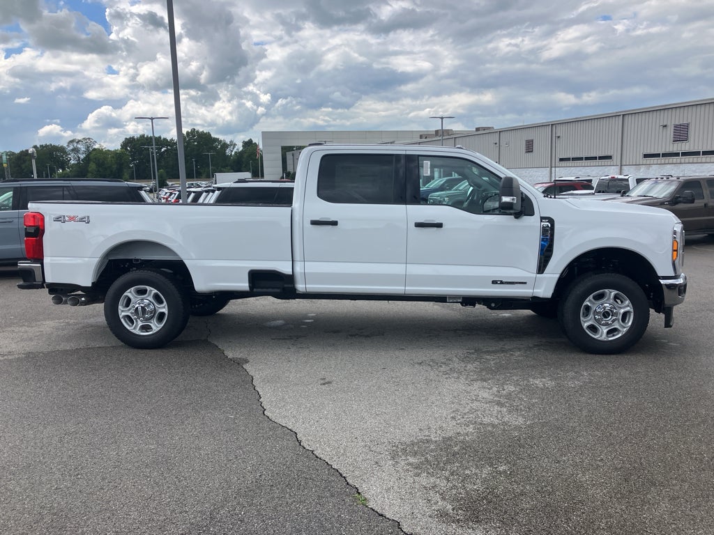 2026 Ford F-350 F-350® XLT