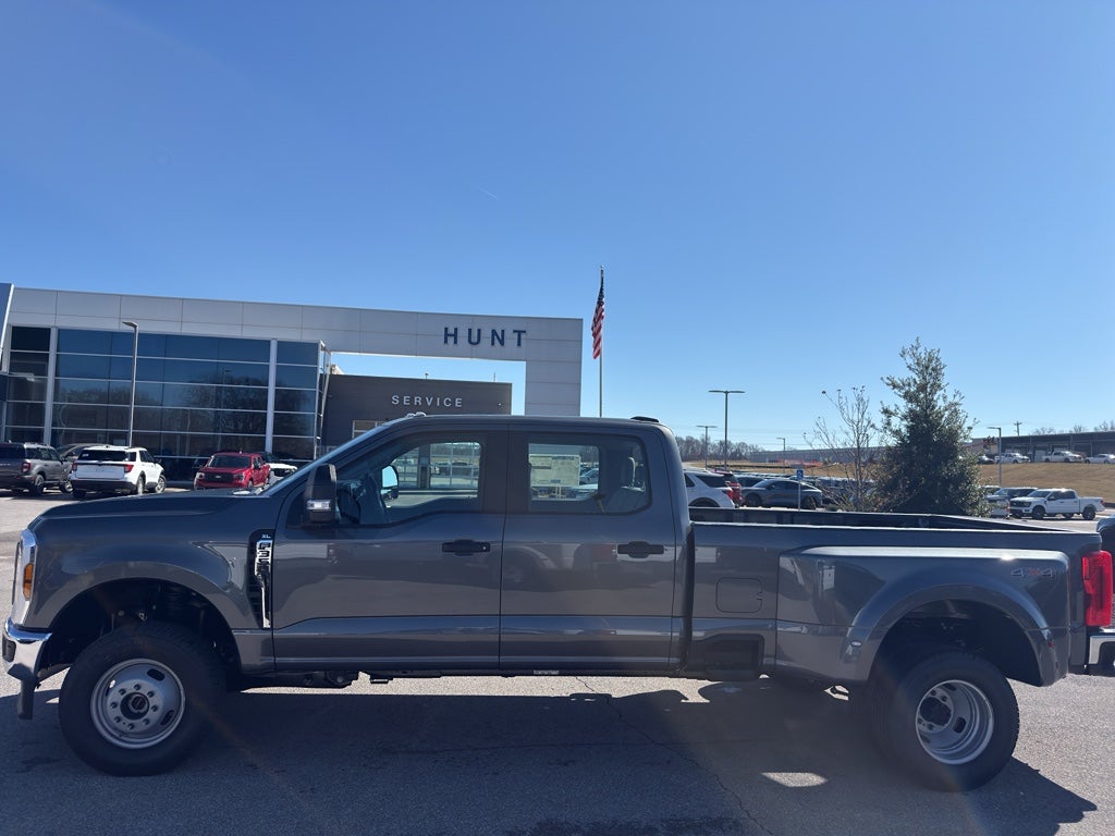 2026 Ford F-350 F-350® XL